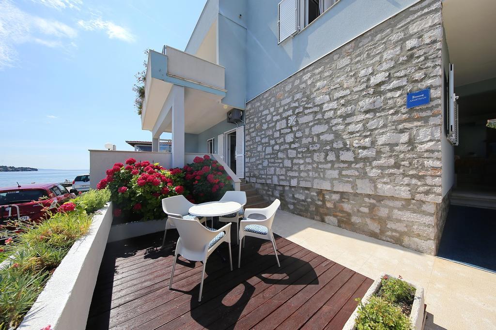 Punta Preko Apartments Exteriér fotografie