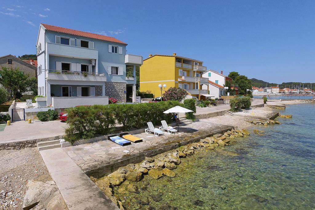 Punta Preko Apartments Exteriér fotografie